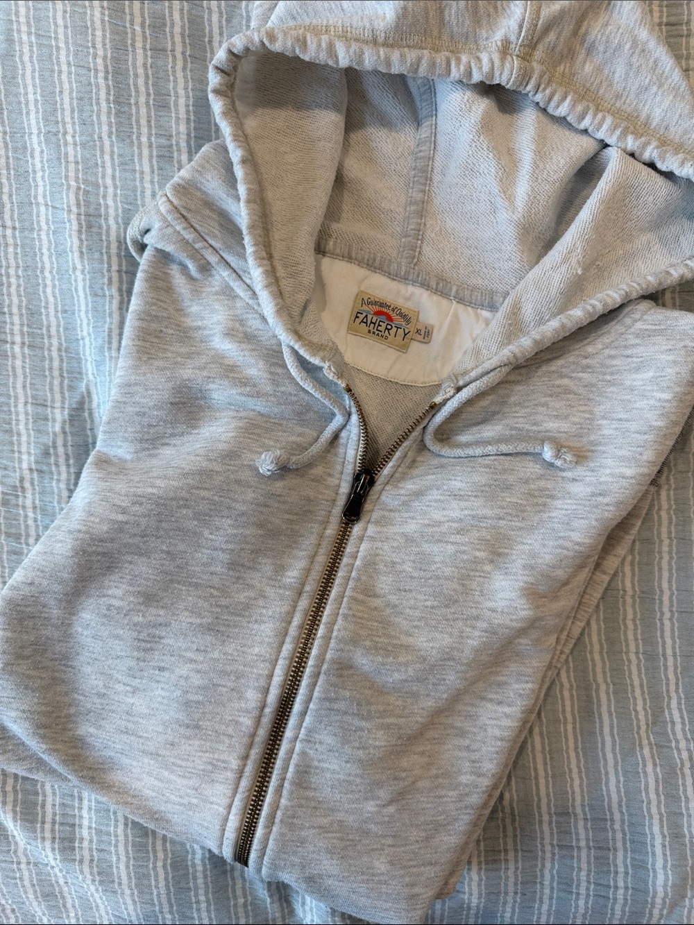 Faherty Men’s Size XL Heather Gray Full-Zip Hoodie